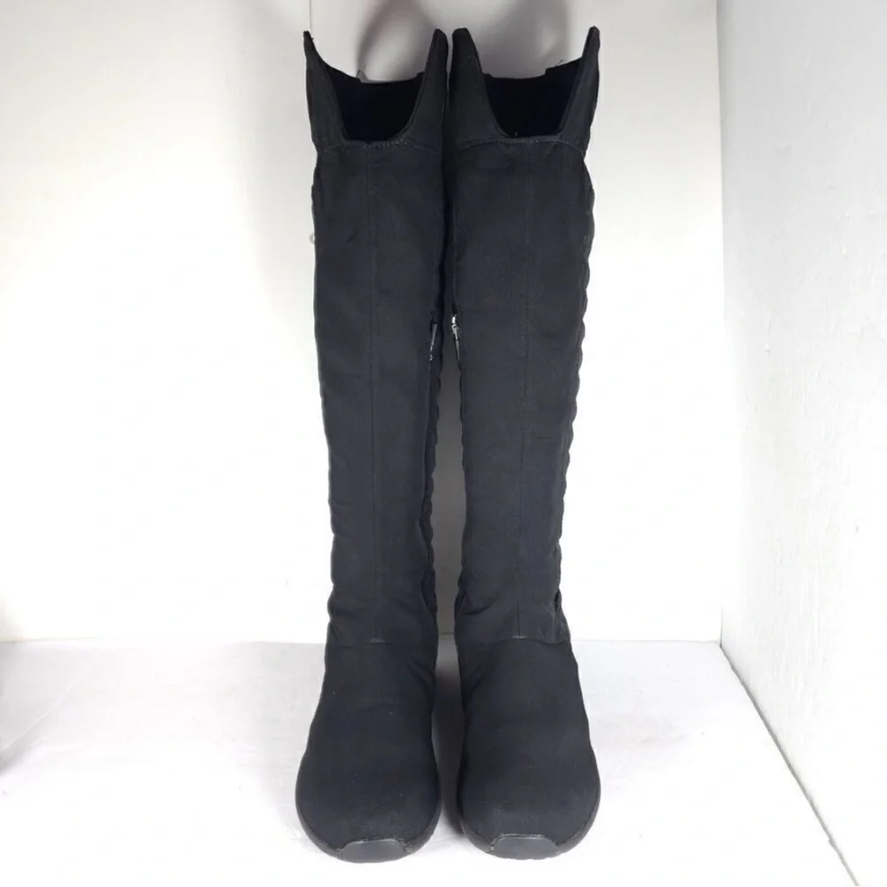 Patagonia Women's Fiona US8,5 Black PrimaLoft Quilted SidebZip Tall Boots